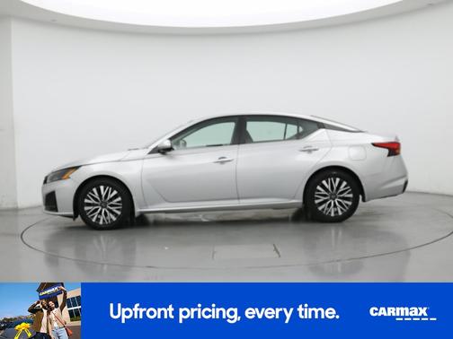 2023 Nissan Altima SV
