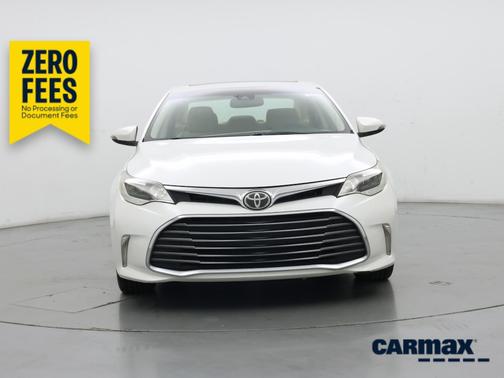 Silver 2017 Toyota Avalon XLE Premium