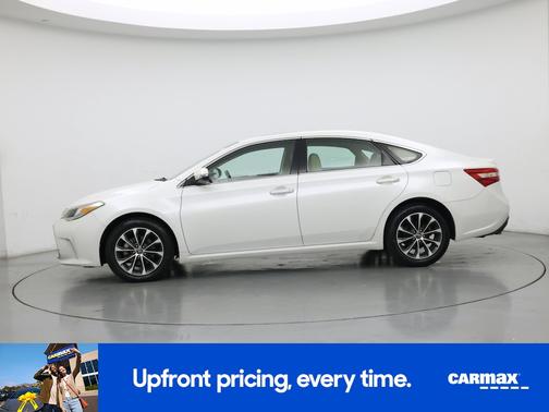 Silver 2017 Toyota Avalon XLE Premium