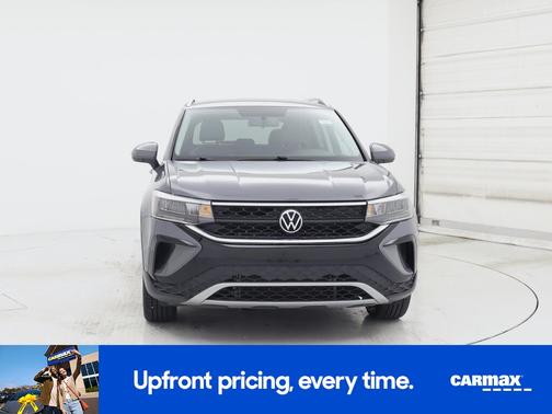 Gray 2022 Volkswagen Taos SE