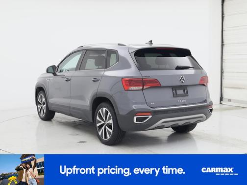Gray 2022 Volkswagen Taos SE