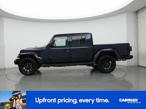 2025 Jeep Gladiator Nighthawk