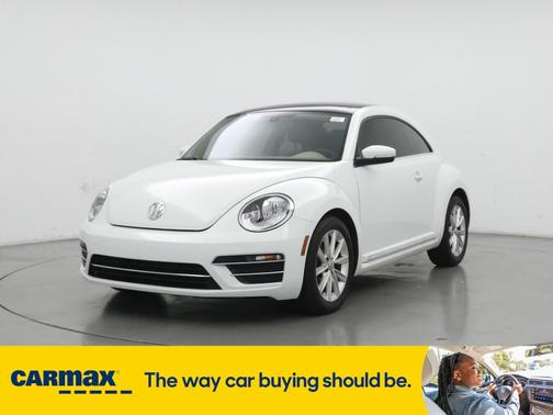 2019 Volkswagen Beetle SE