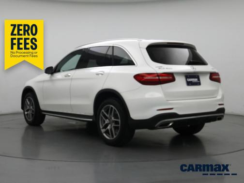 White 2019 Mercedes-Benz GLC 300