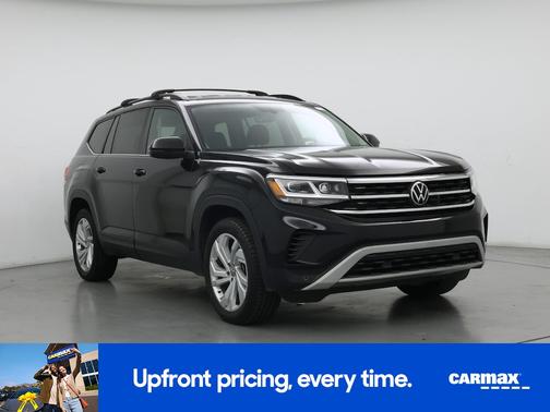 Black 2023 Volkswagen Atlas SE w/Tech