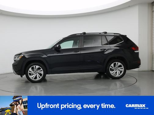 Black 2023 Volkswagen Atlas SE w/Tech
