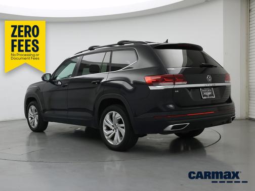 Black 2023 Volkswagen Atlas SE w/Tech
