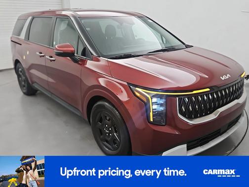 Red 2025 Kia Carnival LX