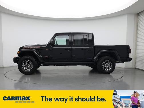 2024 Jeep Gladiator Mojave X
