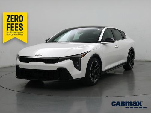 White 2025 Kia K4 GT-Line