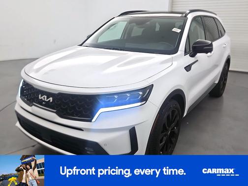 White 2022 Kia Sorento SX Prestige