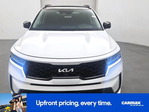 White 2022 Kia Sorento SX Prestige