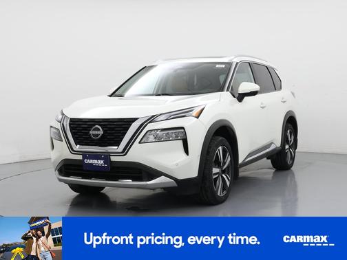 White 2023 Nissan Rogue Platinum