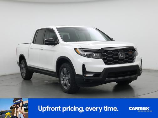 White 2025 Honda Ridgeline Trailsport