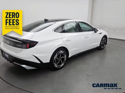 White 2024 Hyundai SONATA SEL