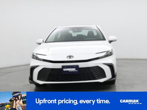 White 2025 Toyota Camry SE