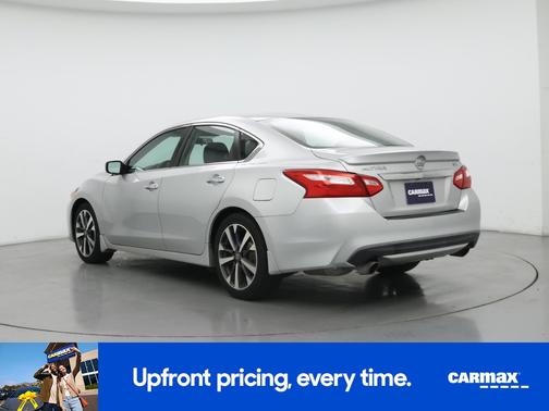 2016 Nissan Altima SR