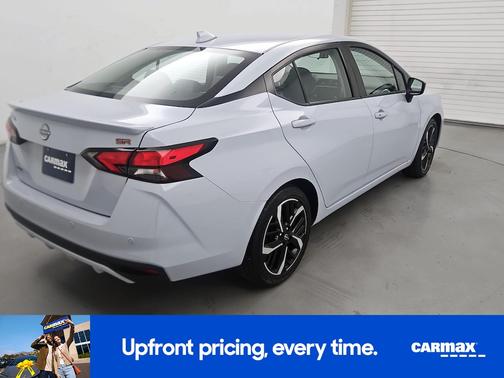 Gray 2023 Nissan Versa SR