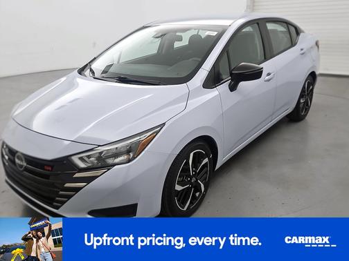 Gray 2023 Nissan Versa SR