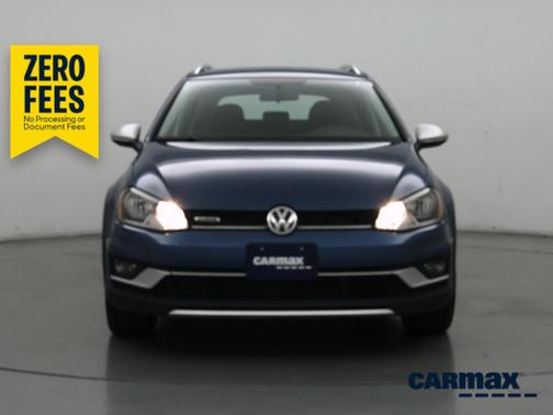 Blue 2017 Volkswagen Golf Alltrack S