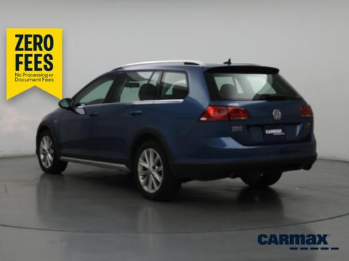 Blue 2017 Volkswagen Golf Alltrack S