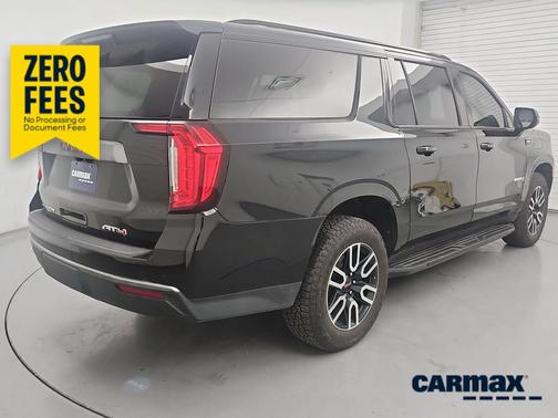 White 2021 GMC Yukon AT4