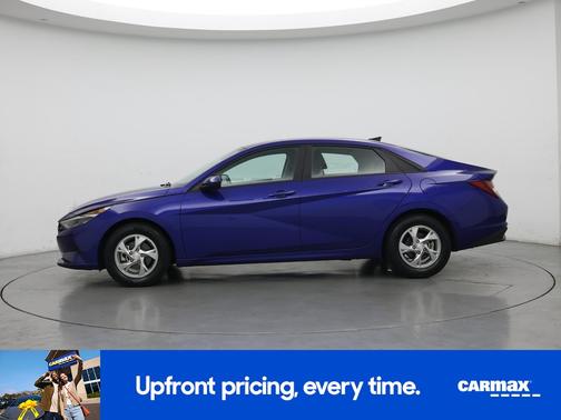 2023 Hyundai ELANTRA SE