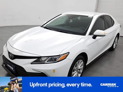 White 2022 Toyota Camry LE