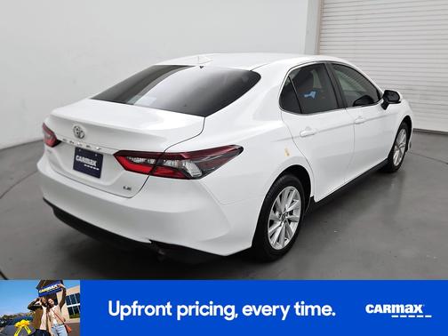White 2022 Toyota Camry LE