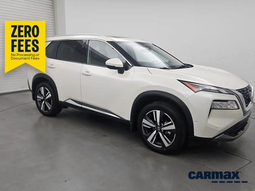 White 2023 Nissan Rogue SL