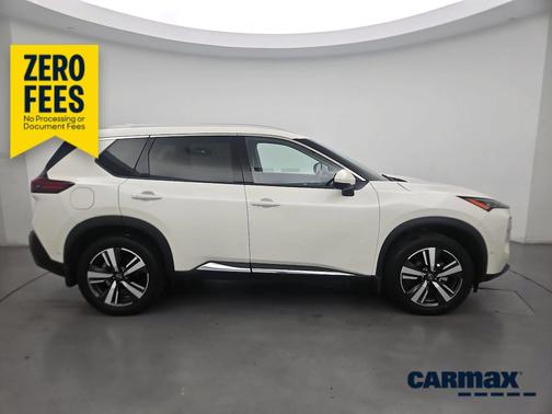 White 2023 Nissan Rogue SL