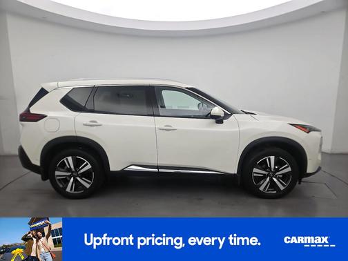 White 2023 Nissan Rogue SL