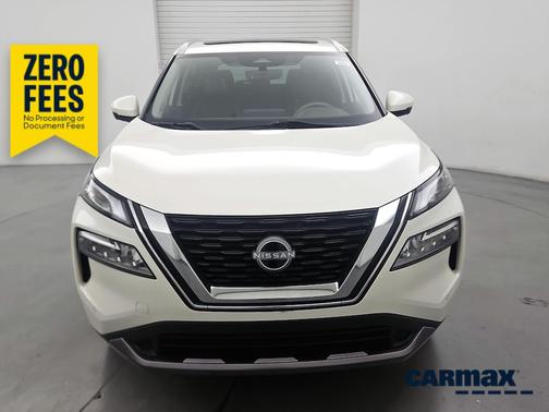 White 2023 Nissan Rogue SL