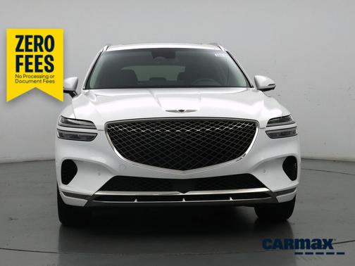White 2023 Genesis GV70