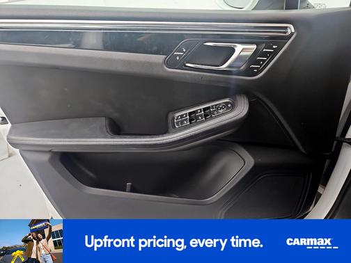 2016 Porsche Macan Turbo