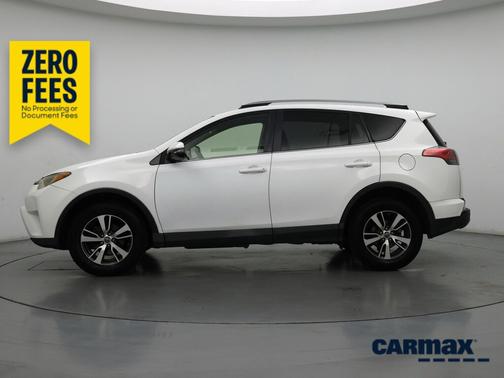 White 2018 Toyota RAV4 XLE