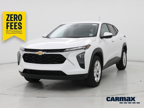 White 2025 Chevrolet Trax LS