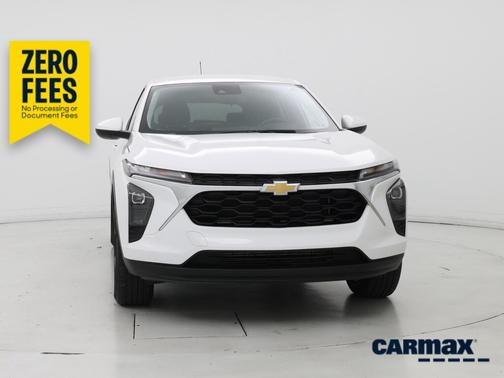 White 2025 Chevrolet Trax LS