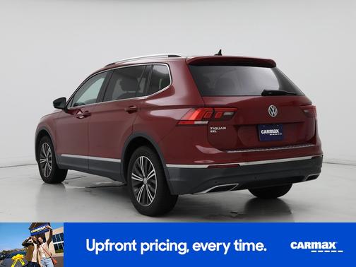 Red 2019 Volkswagen Tiguan SE