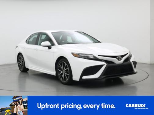 White 2021 Toyota Camry SE