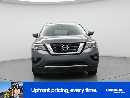 Gray 2018 Nissan Pathfinder SV