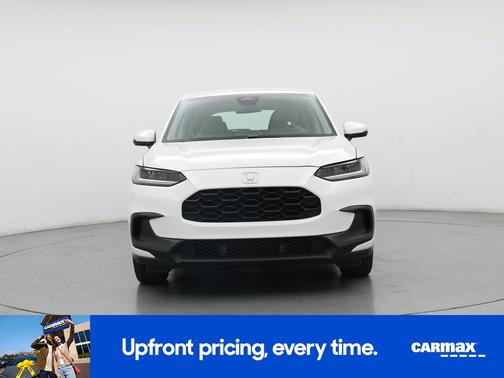 White 2024 Honda HR-V LX