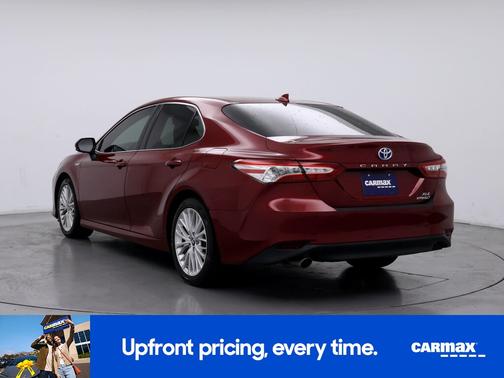 2020 Toyota Camry Hybrid XLE