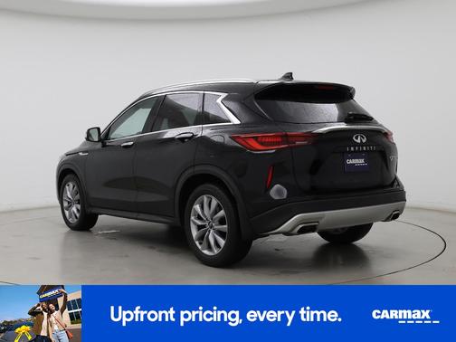 Black 2022 INFINITI QX50 Luxe