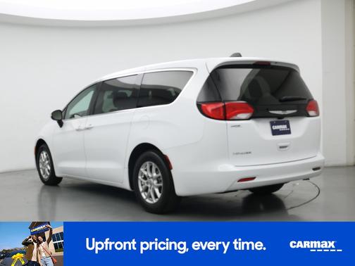 White 2022 Chrysler Voyager LX