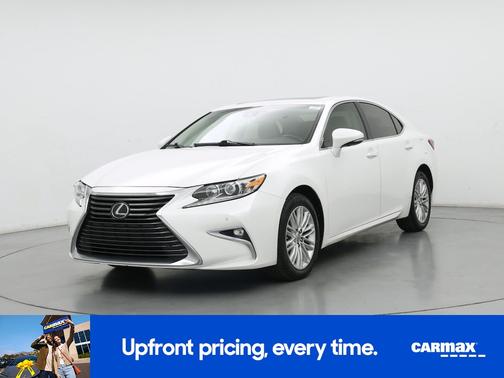 White 2017 Lexus ES 350
