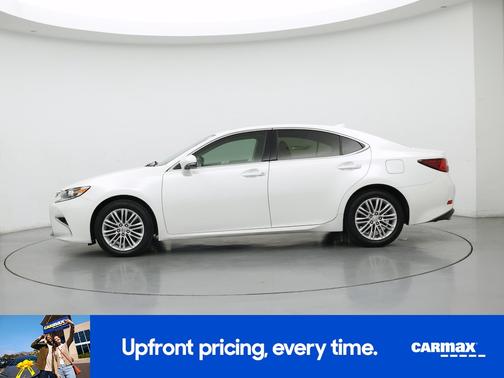 White 2017 Lexus ES 350