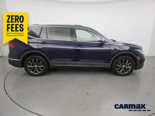 Blue 2023 Volkswagen Tiguan SE
