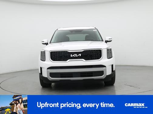 White 2024 Kia Telluride EX
