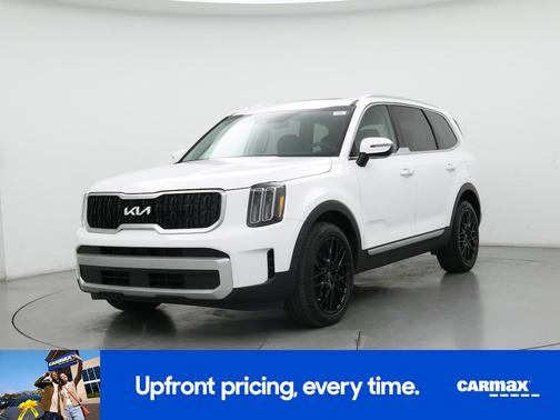 White 2024 Kia Telluride EX